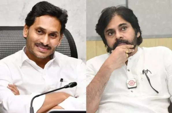 పవన్, జగన్‌ పొటాపోటీ పర్యటనలు–డైవర్షన్‌ కోసమేనా?
