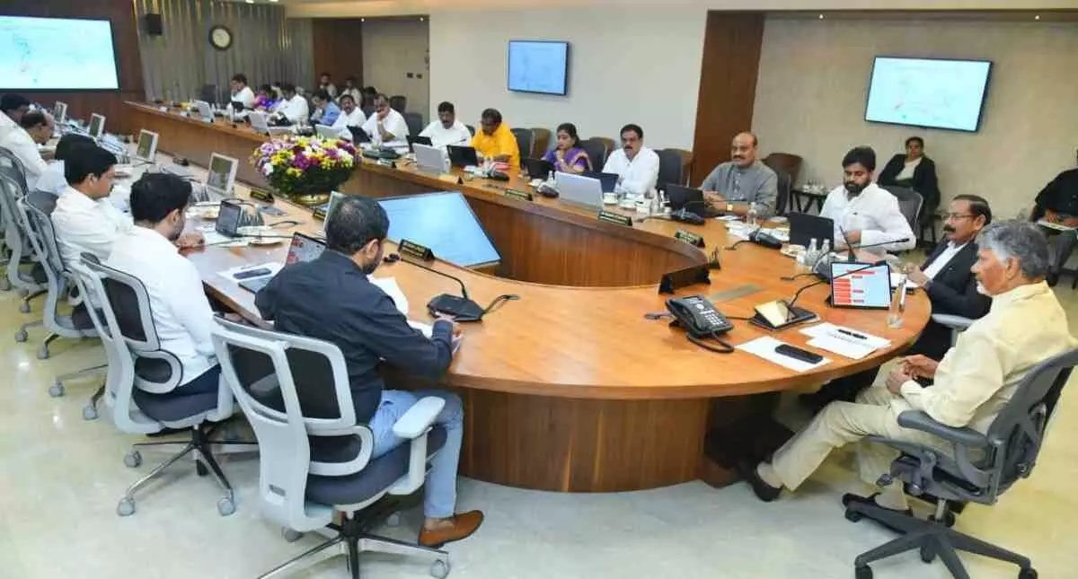 రూ.1.17 లక్షల కోట్ల పెట్టుబడులకు ఆంధ్రా కేబినెట్ ఆమోదం రూ.1.17 లక్షల కోట్ల పెట్టుబడులకు ఆంధ్రా కేబినెట్ ఆమోదం
