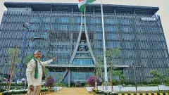 భూములివ్వకపోతే, ఆమరావతిని అకాశంలో కట్టాల్నా...