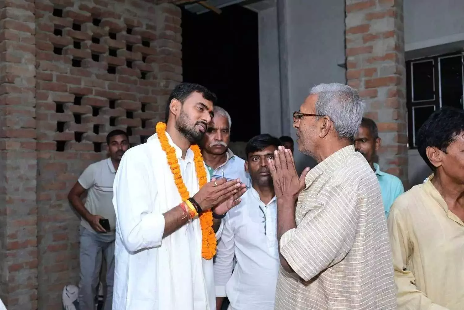 బీహార్ ఎన్నికలు: కాంగ్రెస్ నుంచి 48 మంది అభ్యర్థులు బీహార్ ఎన్నికలు: కాంగ్రెస్ నుంచి 48 మంది అభ్యర్థులు