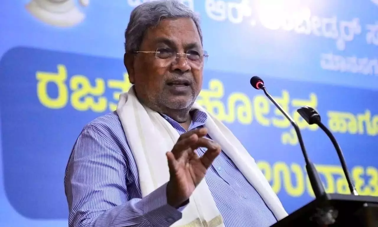 సనాతనలకు దూరంగా ఉండండి’ సనాతనలకు దూరంగా ఉండండి’