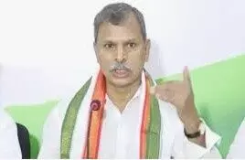 ఆంధ్ర రాష్ట్రానికి పట్టిన శని వైసీపీ, టీడీపీ ఆంధ్ర రాష్ట్రానికి పట్టిన శని వైసీపీ, టీడీపీ