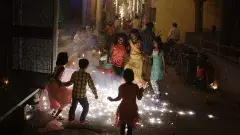 దీపావళి వేళ టపాసులు కాలుస్తున్నారా? జర జాగ్రత్త