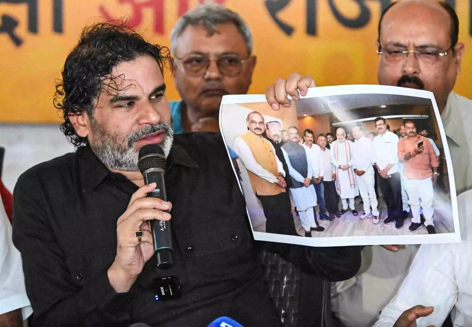 బీహార్లో సూరత్ మోడల్కు బీజేపీ కుట్ర బీహార్లో సూరత్ మోడల్కు బీజేపీ కుట్ర