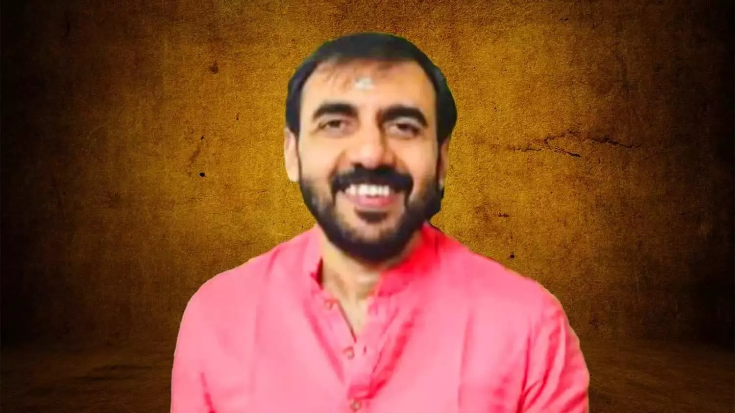 కేరళ: ఉన్నికృష్ణన్ను బెంగళూరుకు తీసుకెళ్లిన సిట్.. కేరళ: ఉన్నికృష్ణన్ను బెంగళూరుకు తీసుకెళ్లిన సిట్..