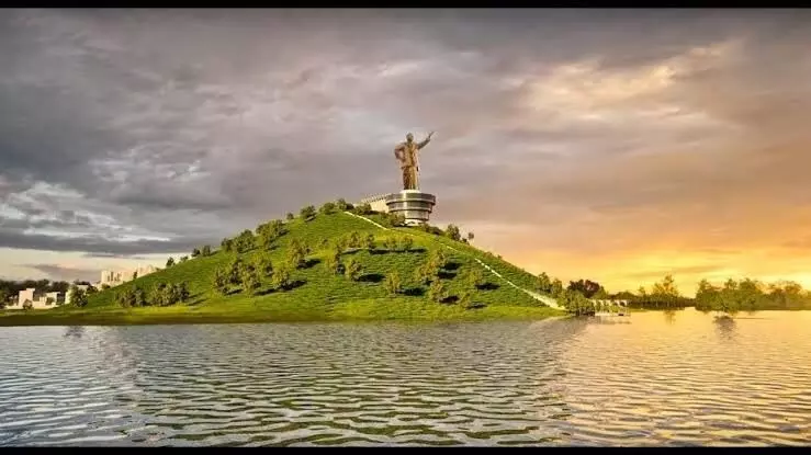 అమరావతిలో తెలుగు వారసత్వాన్ని చిరస్థాయిగా నిలిపే విగ్రహాలు అమరావతిలో తెలుగు వారసత్వాన్ని చిరస్థాయిగా నిలిపే విగ్రహాలు