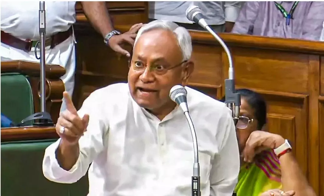 రెబెల్స్ పై వేటు వేసిన నితీశ్ కుమార్ రెబెల్స్ పై వేటు వేసిన నితీశ్ కుమార్