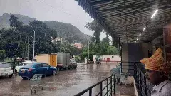 ఉత్తర కోస్తాలో మొదలైన ‘మొంథా’ ప్రతాపం!