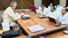 తుపాను షెల్టర్లలోని బాధితులకు రూ.3వేల నగదు