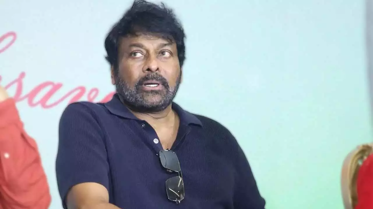 సోషల్ మీడియాలో మెగాస్టార్ పై ట్రోలింగ్స్ సోషల్ మీడియాలో మెగాస్టార్ పై ట్రోలింగ్స్