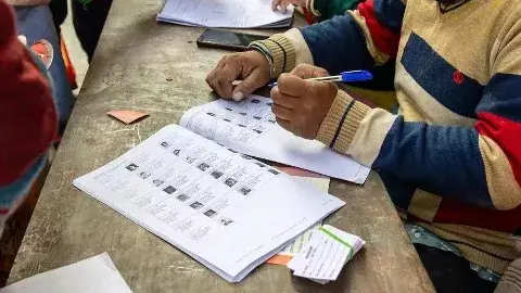 తమిళనాడులో నేటి నుంచి మొదలైన  S.I.R..