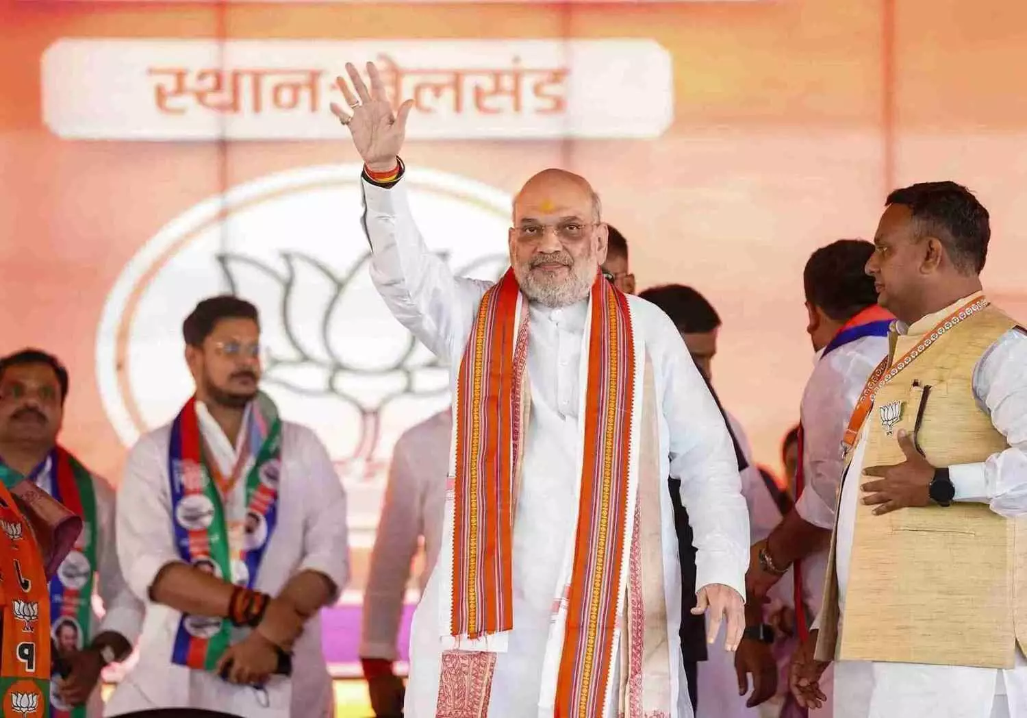 బీహార్ ఓటర్లకు అమిత్ షా, రాజ్‌నాథ్ సింగ్ ఎన్నికల హామీలేంటి?