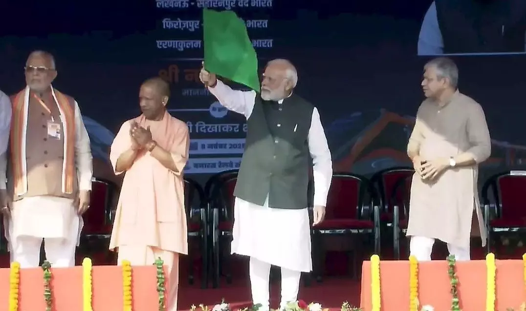 ప్రాథమిక అభివృద్ధికి మూలం మౌలిక సదుపాయాలే: మోదీ ప్రాథమిక అభివృద్ధికి మూలం మౌలిక సదుపాయాలే: మోదీ