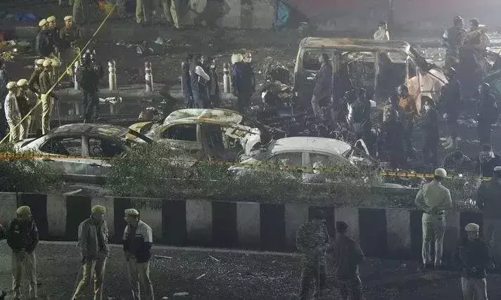 ఉమర్ నబీ అలాంటోడు కాదు: కుటుంబసభ్యులు