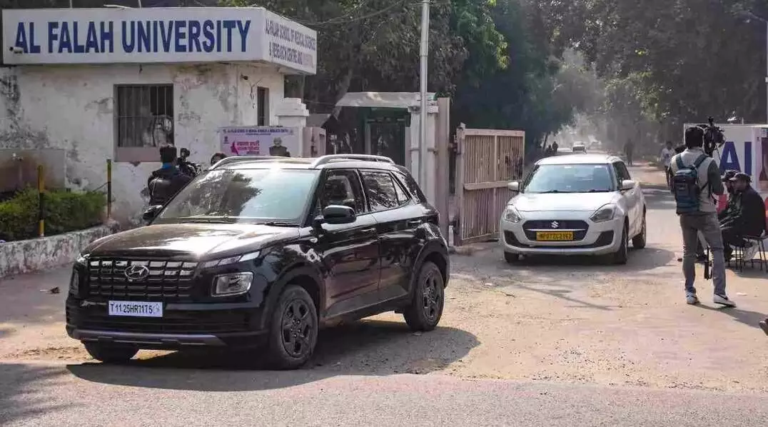 కారు బాంబుదాడికి పాల్పడింది యువ వైద్యుడే కారు బాంబుదాడికి పాల్పడింది యువ వైద్యుడే