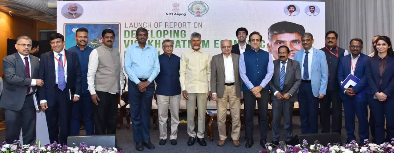 విశాఖ CII సదస్సు: పెట్టుబడుల రాష్ట్రంగా ఏపీ మారుతుందా? విశాఖ CII సదస్సు: పెట్టుబడుల రాష్ట్రంగా ఏపీ మారుతుందా?