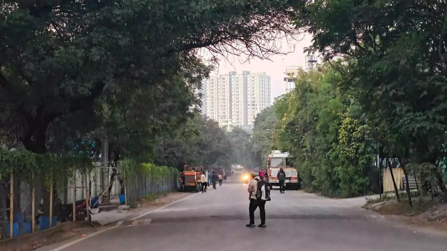 హైదరాబాద్ నుంచి ఆదిలాబాద్ దాకా: చలి గాలుల ప్రభావంతో వణుకుతున్న ప్రజలు