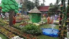 శుక్రవారపు తోట పిలుస్తోంది.. కనువిందు చేస్తున్న ప్రదర్శన