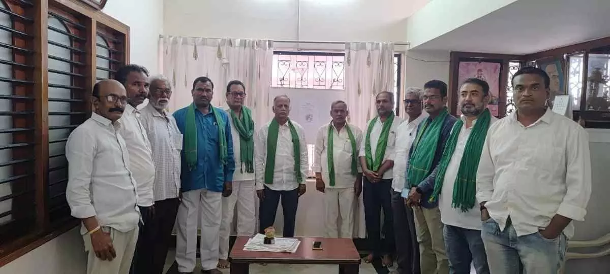 ’రాయలసీమ‘ ఆత్మగౌరవానికి ప్రతీక ’రాయలసీమ‘ ఆత్మగౌరవానికి ప్రతీక