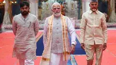 సెలబ్రిటీలతో సందడిగా మారిన పుట్టపర్తి..