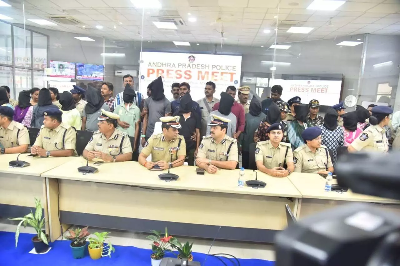 మావోయిస్టు పార్టీ జర్నీ లాస్ట్ చాప్టర్ ఆంధ్రా పోలీసులు రాస్తున్నారా?