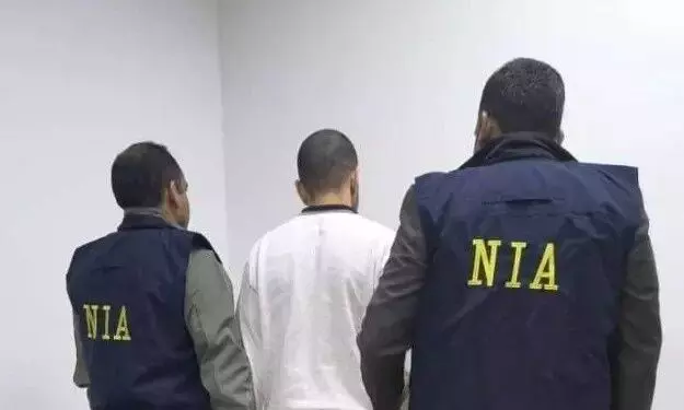 మోస్ట్ వాంటెడ్ గ్యాంగ్స్టర్ అన్మోల్ బిష్ణోయ్ అరెస్ట్.. మోస్ట్ వాంటెడ్ గ్యాంగ్స్టర్ అన్మోల్ బిష్ణోయ్ అరెస్ట్..