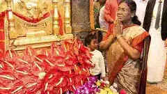 శ్రీవారి దర్శనంలో  క్షేత్ర సంప్రదాయం ఆచరించిన రాష్ట్రపతి