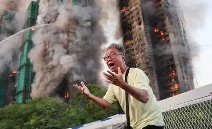 హాంకాంగ్ మంటల్లో 44 మంది సజీవ దహనం