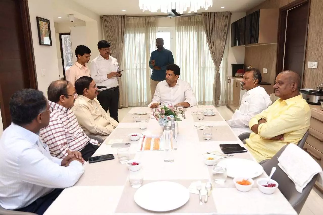 రాజధాని రైతుల సమస్యలపై మంత్రుల కమిటీ మరో సమావేశం