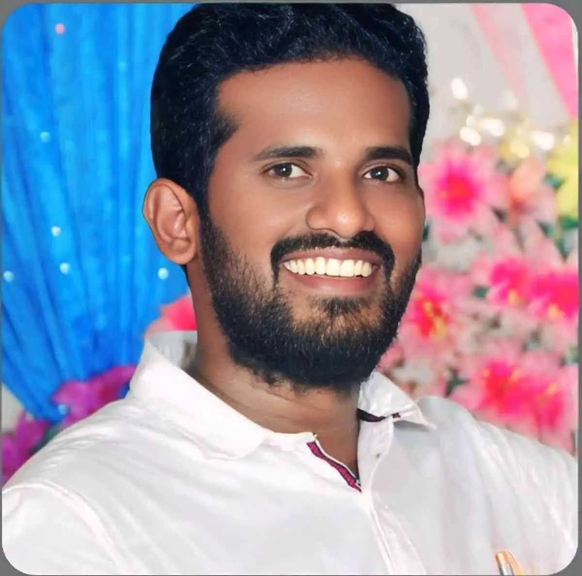 మంచి చెప్పాడని పిల్లల ముందే చంపేశారు మంచి చెప్పాడని పిల్లల ముందే చంపేశారు