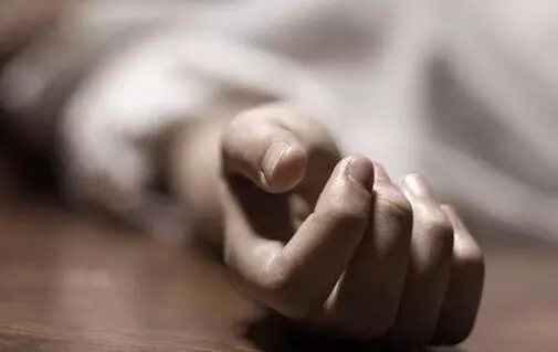 స్నేహితుడే చంపేశాడు స్నేహితుడే చంపేశాడు