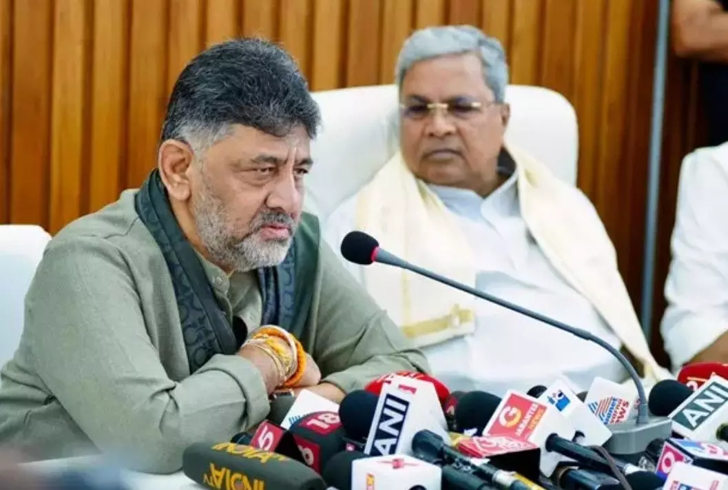 రేపు ‘డీకే’ నివాసానికి వెళ్లనున్న కర్ణాటక సీఎం రేపు ‘డీకే’ నివాసానికి వెళ్లనున్న కర్ణాటక సీఎం