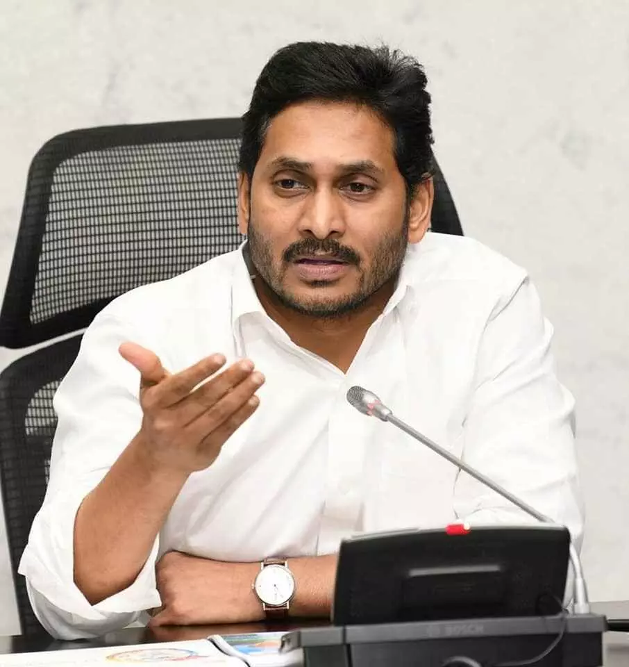 హలో ఇండియా ఏపీ వైపు చూడు..కిలో అరటి రూ.50 పైసలు హలో ఇండియా ఏపీ వైపు చూడు..కిలో అరటి రూ.50 పైసలు