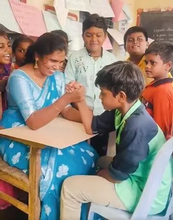 ఆటల చదువు... వినూత్న బోధన ఆటల చదువు... వినూత్న బోధన