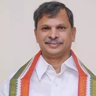 చంద్రబాబు హామీలన్నీ సూపర్ ఫెయిల్యూరే చంద్రబాబు హామీలన్నీ సూపర్ ఫెయిల్యూరే