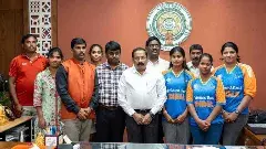 సీఎస్ ను కలిసిన ఏపీ అంధుల క్రికెట్ అసోసియేషన్ బృందం