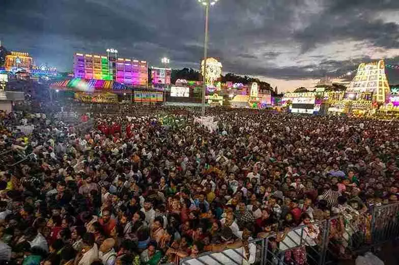 తిరుమలలో వీఐపీ బ్రేక్ దర్శనాలు రద్దు..