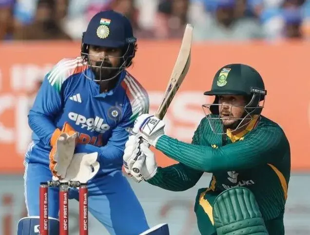 భారత బౌలర్ల దాటికి దక్షిణాఫ్రికా విలవిల, 270/10