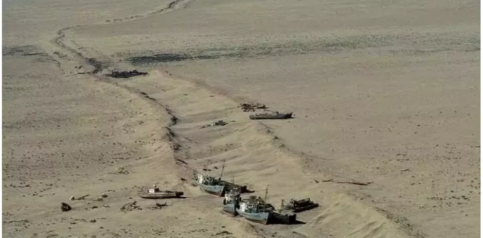 నదుల నీళ్లన్నీ తోడేస్తాను అంటున్న చంద్రబాబు, అపుడేమవుతుంది? నదుల నీళ్లన్నీ తోడేస్తాను అంటున్న చంద్రబాబు, అపుడేమవుతుంది?