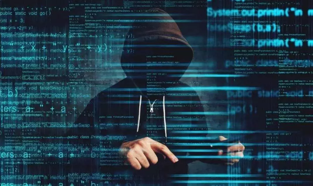 ‘‘సైబర్ మోసాలతో వేల నష్టం జరుగుతోంది’’ ‘‘సైబర్ మోసాలతో వేల నష్టం జరుగుతోంది’’