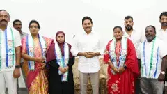 నెల్లూరులో టీడీపీకి భారీ షాక్..వైసీపీలోకి ఐదుగురు కార్పొరేటర్లు