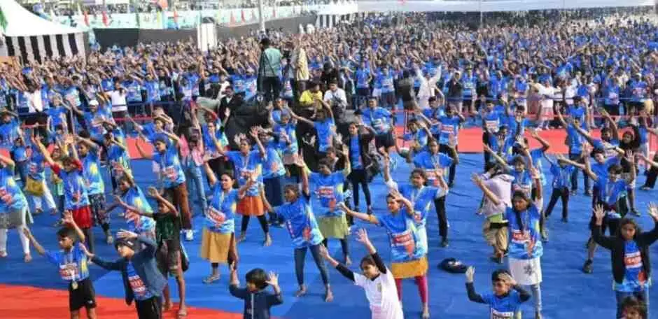 వైజాగ్ బీచ్లో మారథాన్ సోయగం! వైజాగ్ బీచ్లో మారథాన్ సోయగం!