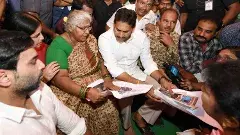 కేశినేని చిన్నీ కుట్రతోనే జోజీనగర్ లో ఇళ్లు కూలాయ్!