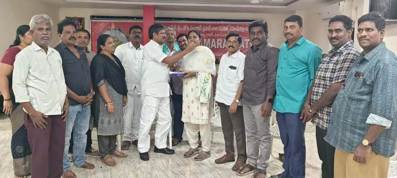 ఏపీ ఉద్యోగులకు చైల్డ్ కేర్ లీవ్పై వయసు పరిమితి ఎత్తివేత ఏపీ ఉద్యోగులకు చైల్డ్ కేర్ లీవ్పై వయసు పరిమితి ఎత్తివేత