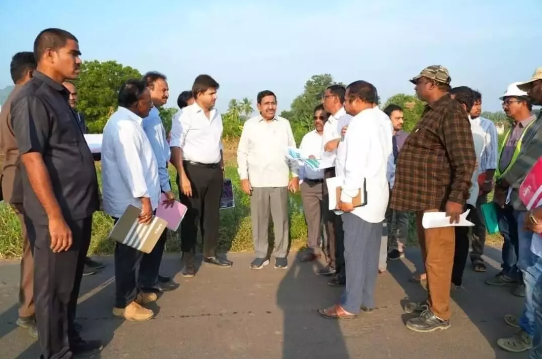 అమరావతి రైతుల్లో కనిపించని నూతన సంవత్సర ఆనందం అమరావతి రైతుల్లో కనిపించని నూతన సంవత్సర ఆనందం