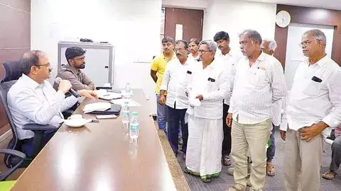 కమిషనర్ కన్నబాబును అమరావతి రైతులు ఎందుకు వ్యతిరేకిస్తున్నారు?