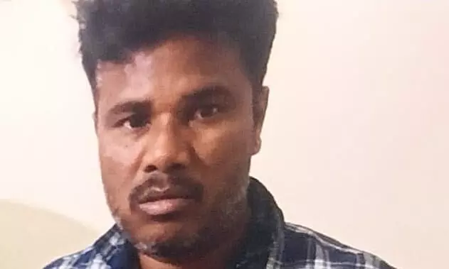 తనకల్లు ఎస్ఐ ఎదుట దారుణ హత్య తనకల్లు ఎస్ఐ ఎదుట దారుణ హత్య