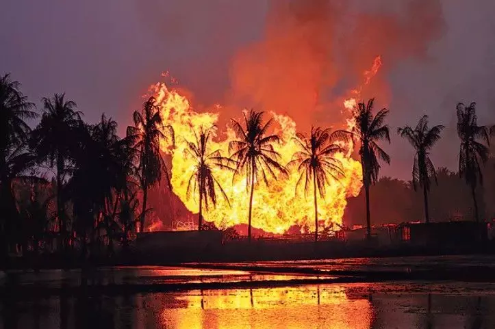 బ్లో అవుట్ ముప్పుతో కోనసీమలో నిద్రలేని రాత్రులు బ్లో అవుట్ ముప్పుతో కోనసీమలో నిద్రలేని రాత్రులు