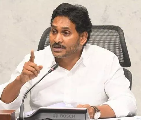 ’చంద్రబాబు గడ్డి పోచ కూడా కదపలేదు‘ ’చంద్రబాబు గడ్డి పోచ కూడా కదపలేదు‘