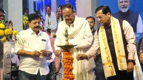 వైజాగ్‌ బీచ్‌లో లైట్‌ హౌస్‌ టూరిజం పండుగ!